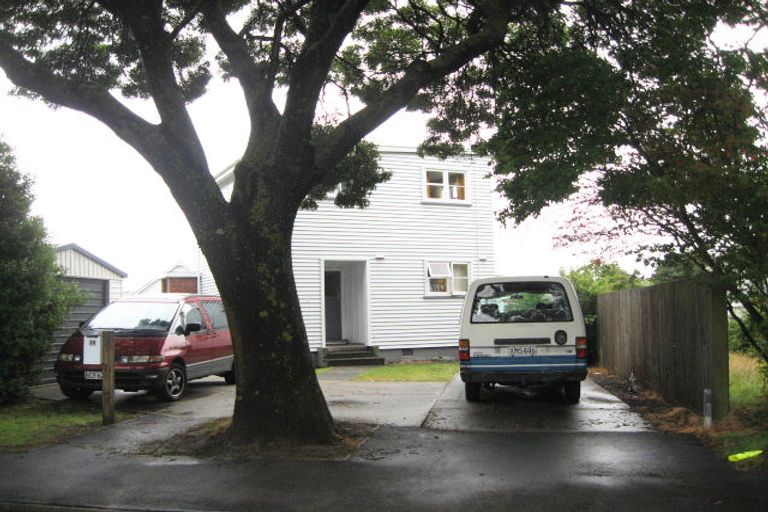 Photo of property in 19 Bramwell Street, Dallington, Christchurch, 8061