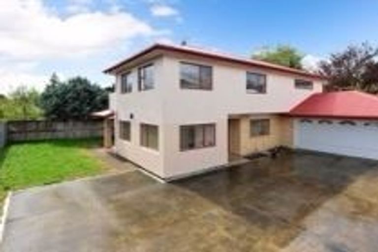 Photo of property in 15 Kakanui Avenue, Hillcrest, Hamilton, 3216
