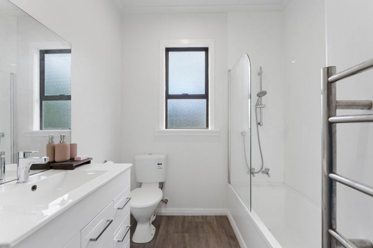 Photo of property in 217 Puriri Street, Castlecliff, Whanganui, 4501