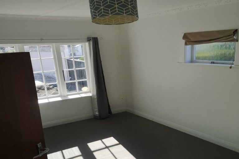 Photo of property in 26 Rex Street, Miramar, Wellington, 6022