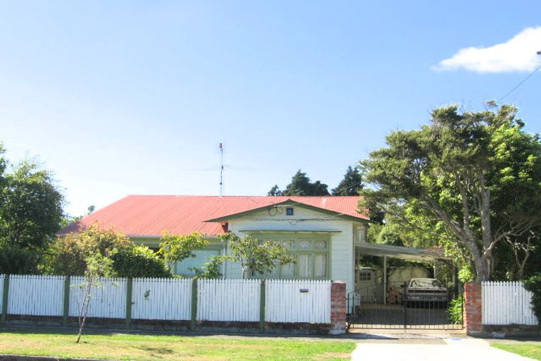 Photo of property in 5 Melrose Street, Wallaceville, Upper Hutt, 5018