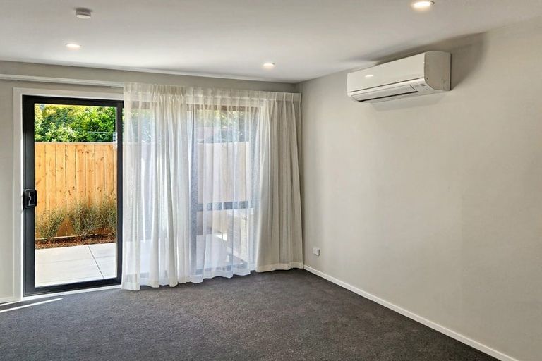 Photo of property in 5 Bathurst Street, Silverstream, Upper Hutt, 5019