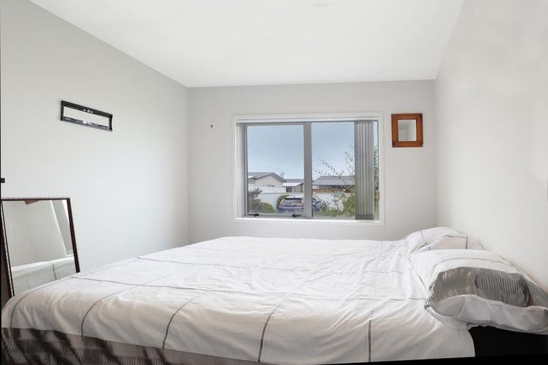 Photo of property in 11 Kamahi Crescent, Papamoa Beach, Papamoa, 3118