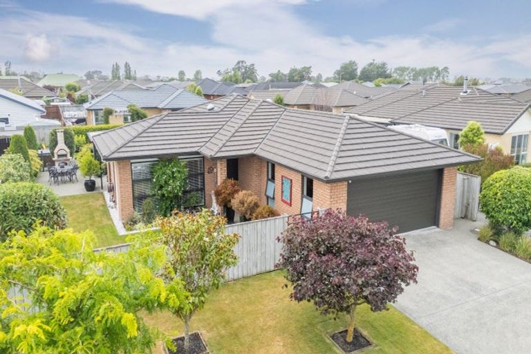 Photo of property in 8 Austin Reid Avenue, Carterton, 5713