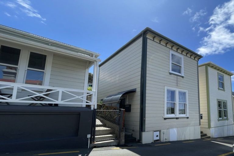 Photo of property in 4 Yale Road, Mount Cook, Wellington, 6021