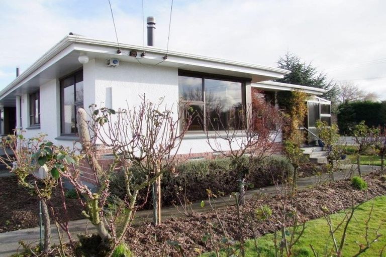 Photo of property in 1 Highgate, Milton, 9220