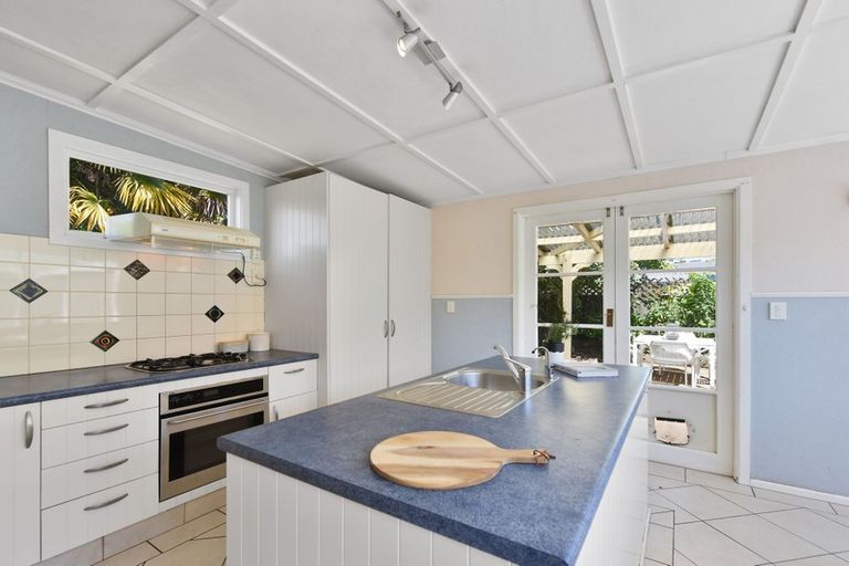 Photo of property in 66 Wellington Street, Nelson South, Nelson, 7010