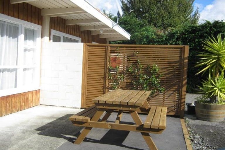 Photo of property in 5/209 Waikawa Road, Waikawa, Picton, 7220