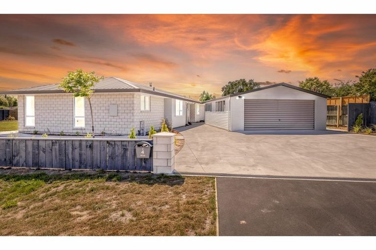 Photo of property in 4 George Oliver Place, Kainga, Christchurch, 8083