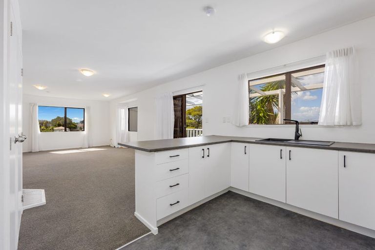 Photo of property in 2/63 Rodney Street, Wellsford, 0900