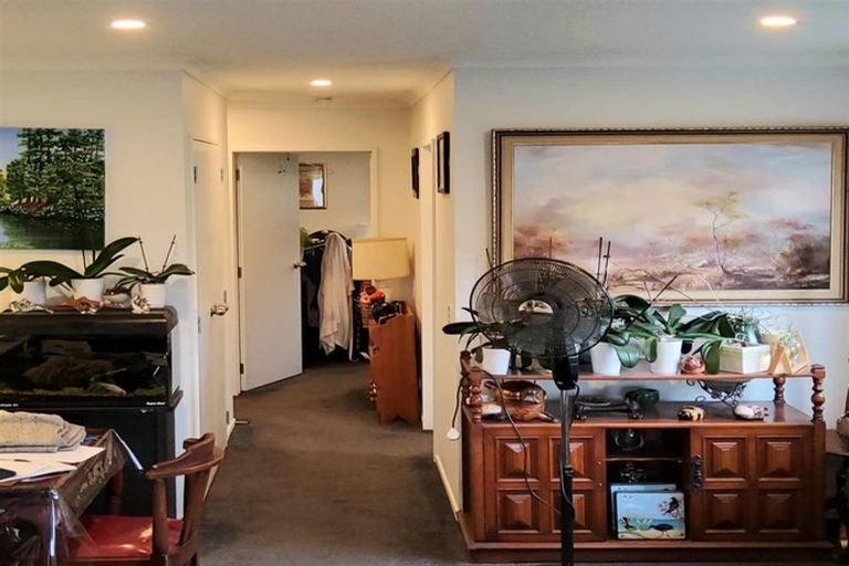 Photo of property in 37 Harore Road, Takanini, 2112