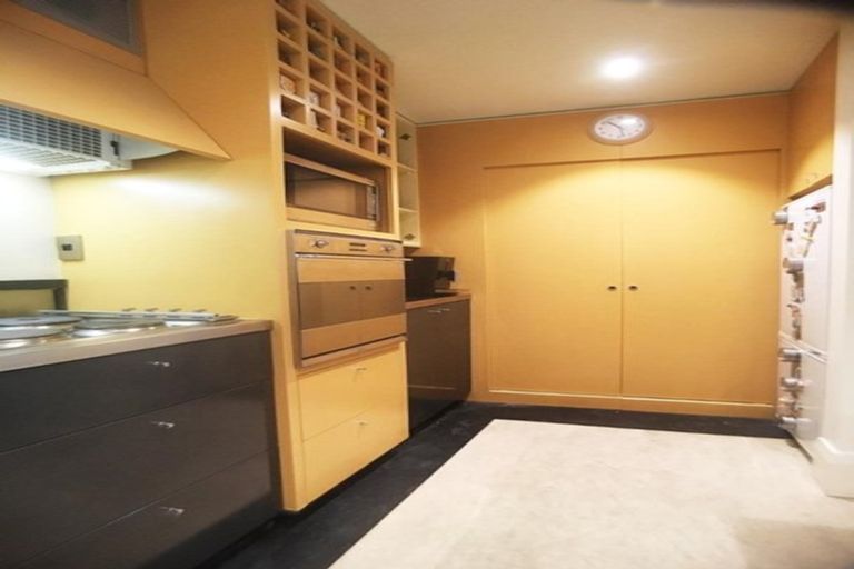 Photo of property in Dominion Apartments, 5/80 Victoria Street, Wellington Central, Wellington, 6011