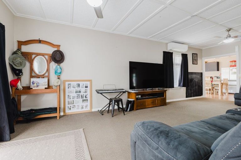 Photo of property in 37 Tui Street, Pahiatua, 4910