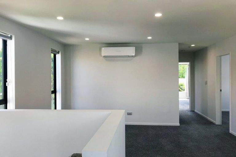 Photo of property in 3c Glennandrew Drive, Half Moon Bay, Auckland, 2012
