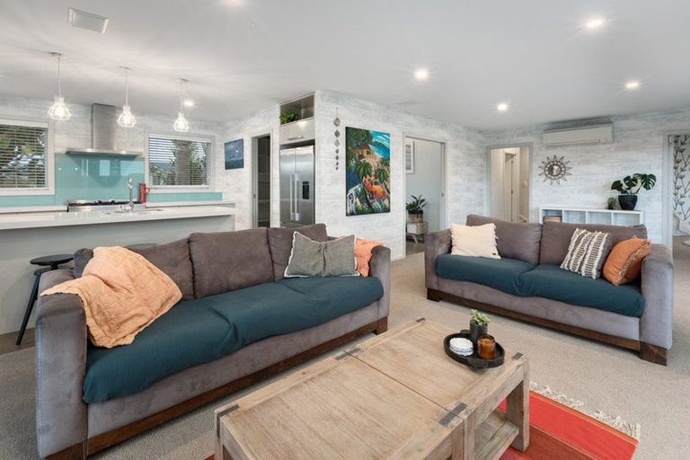 Photo of property in 30 Surfers Avenue, Waihi Beach, 3611