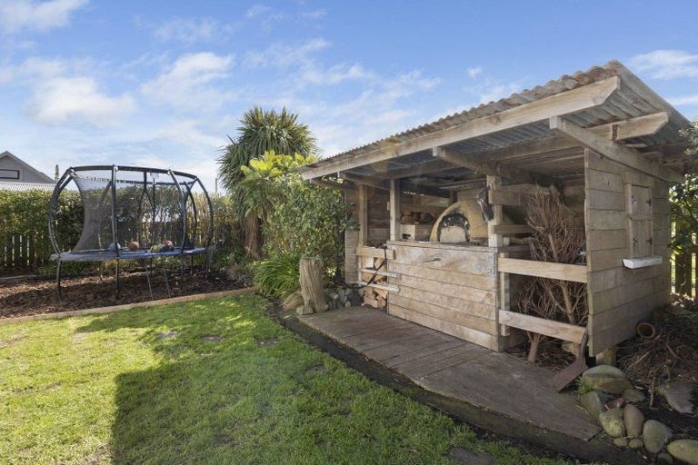 Photo of property in 57c Anglers Avenue, Warea, New Plymouth, 4381