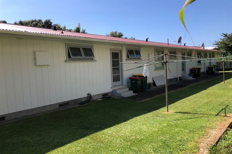 Photo of property in 444a Devon Street East, Strandon, New Plymouth, 4312