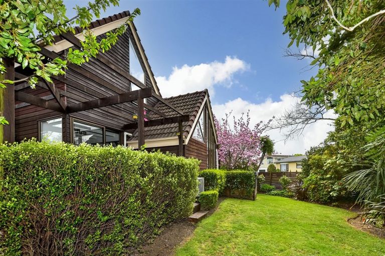 Photo of property in 7 O'halloran Drive, Halswell, Christchurch, 8025