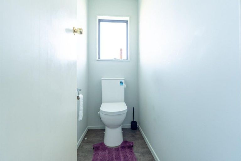 Photo of property in 56 Geraldine Crescent, Cloverlea, Palmerston North, 4412