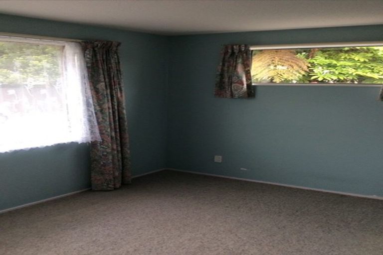 Photo of property in 2 Farm Lane, Parklands, Christchurch, 8083