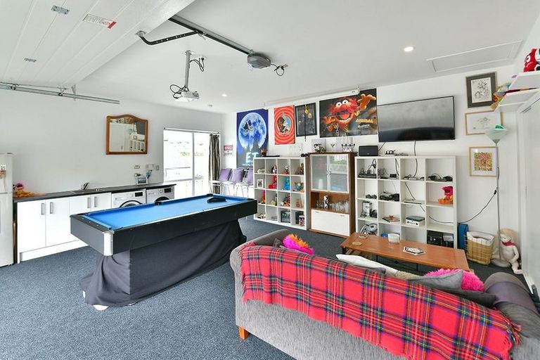 Photo of property in 9 Kaipuke Crescent, Gulf Harbour, Whangaparaoa, 0930