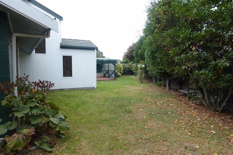 Photo of property in 10 Winslow Street, Burnside, Christchurch, 8053