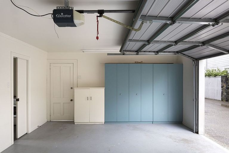 Photo of property in 32 Bellevue Road, Mount Eden, Auckland, 1024