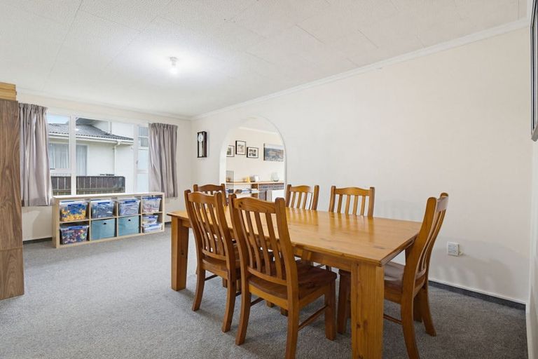 Photo of property in 34 Richmond Avenue, Takaro, Palmerston North, 4410
