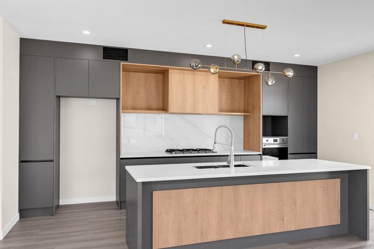 Photo of property in 31 Kaitiaki Drive, Clarks Beach, 2122