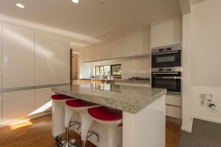 Photo of property in 3/2 Macdonald Crescent, Te Aro, Wellington, 6011