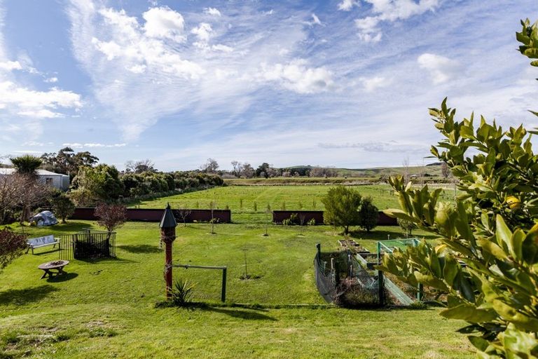 Photo of property in 20 Franklin Street, Porangahau, 4291