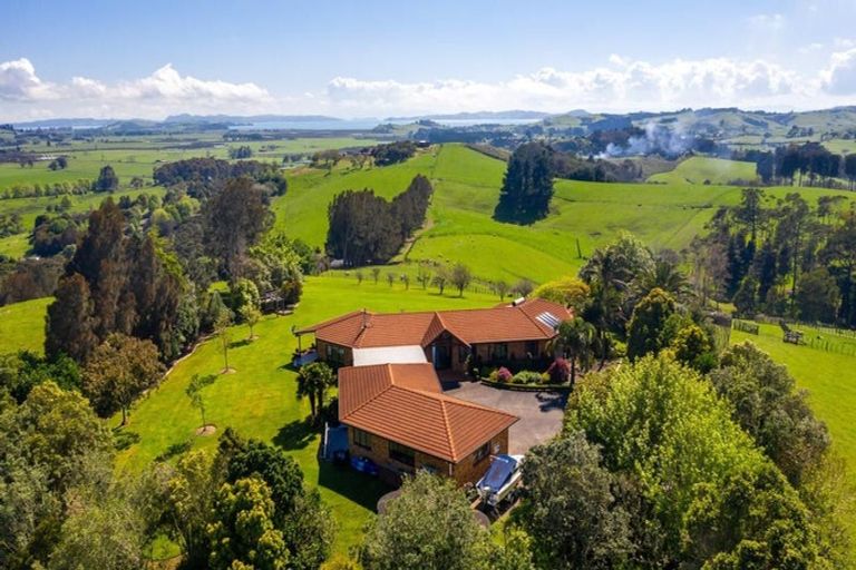 Photo of property in 70 Holdens Road, Clevedon, Papakura, 2585