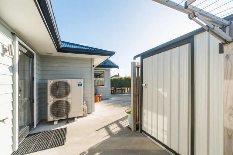 Photo of property in 5 Waimarama Court, Roslyn, Palmerston North, 4414