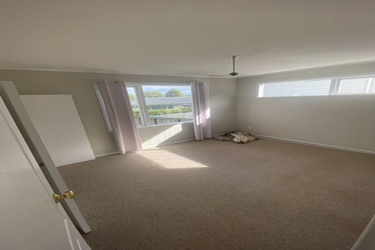 Photo of property in 53a Wellington Street, Howick, Auckland, 2014