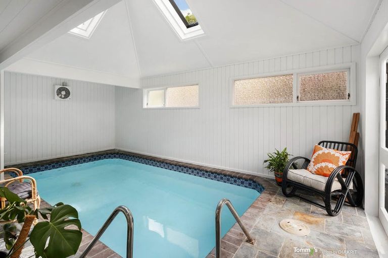 Photo of property in 14 Sefton Street, Wadestown, Wellington, 6012