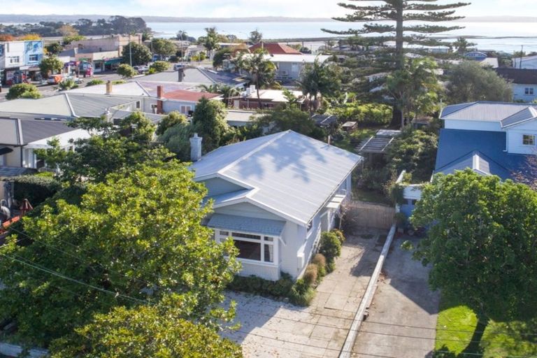 Photo of property in 2 Faulder Avenue, Westmere, Auckland, 1022