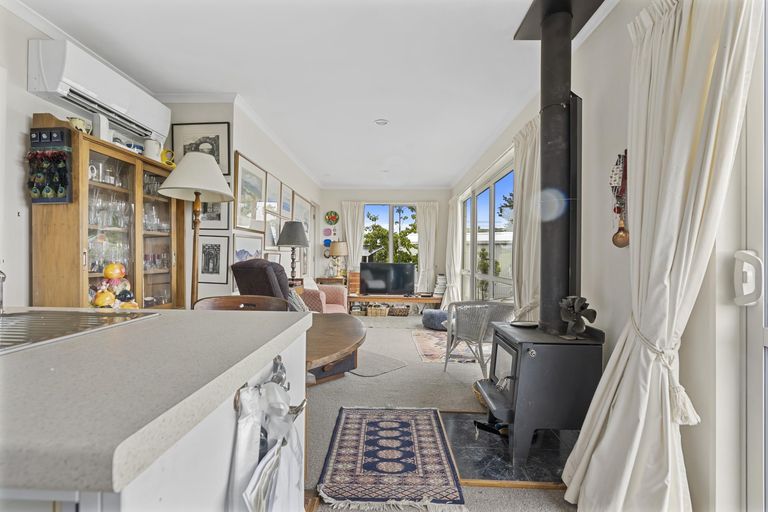 Photo of property in 98 Ohau Drive, Lake Ohau, Twizel, 9412