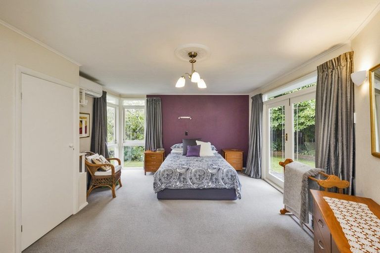 Photo of property in 10 Edwards Place, Terrace End, Palmerston North, 4410