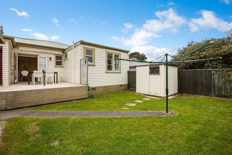 Photo of property in 40 Lincoln Avenue, Epuni, Lower Hutt, 5011