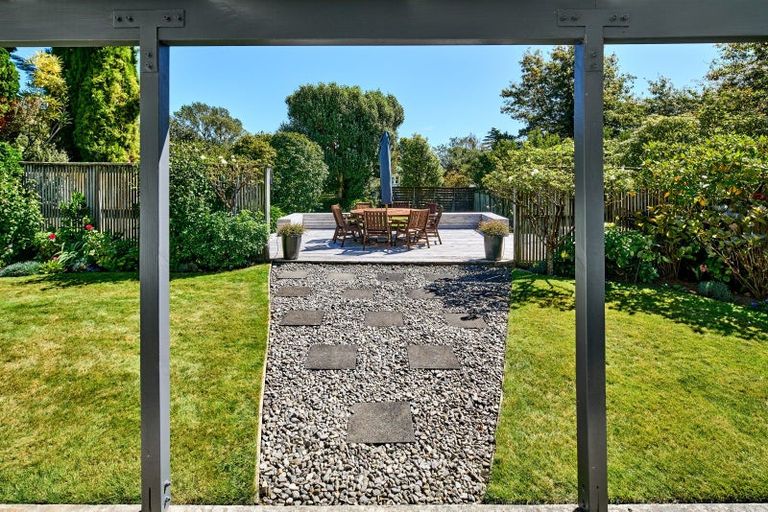 Photo of property in 5 Saint Francis Grove, Waterloo, Lower Hutt, 5011