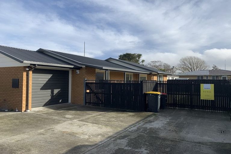 Photo of property in 2/160 Halswell Road, Hillmorton, Christchurch, 8025