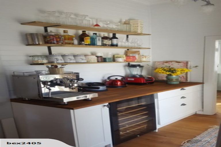 Photo of property in 37 Harrison Street West, Featherston, 5710