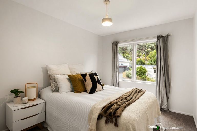 Photo of property in 17 Beach Street, Island Bay, Wellington, 6023