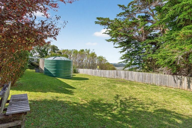 Photo of property in 49 Petley Road, Paparoa, 0571