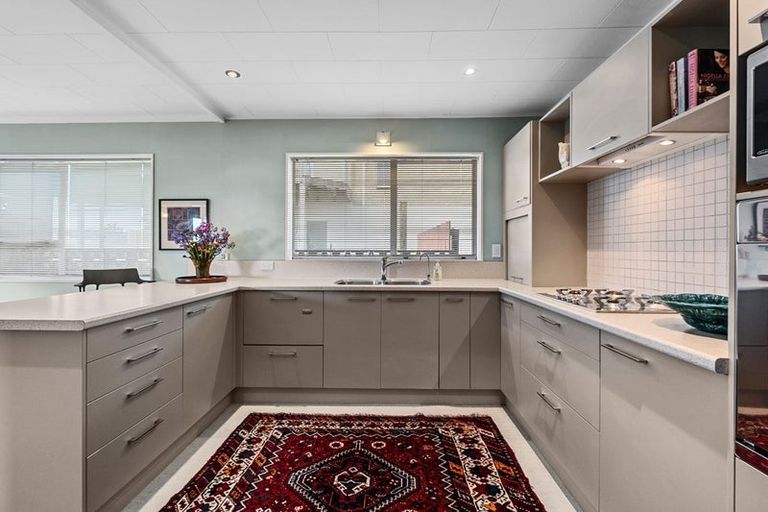 Photo of property in 4/12 Beach Street, Fitzroy, New Plymouth, 4312