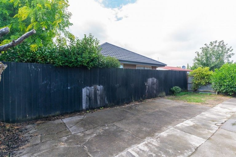 Photo of property in 1/76 Gilberthorpes Road, Hei Hei, Christchurch, 8042