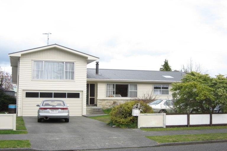 Photo of property in 20 Exeter Crescent, Pirimai, Napier, 4112