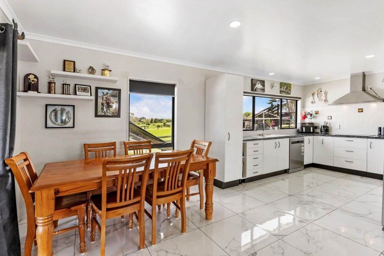 Photo of property in 96 Westhead Road, Pollok, Waiuku, 2683