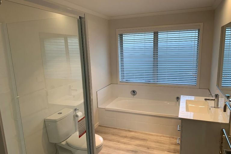 Photo of property in 26 Pakanga Grove, Pyes Pa, Tauranga, 3112