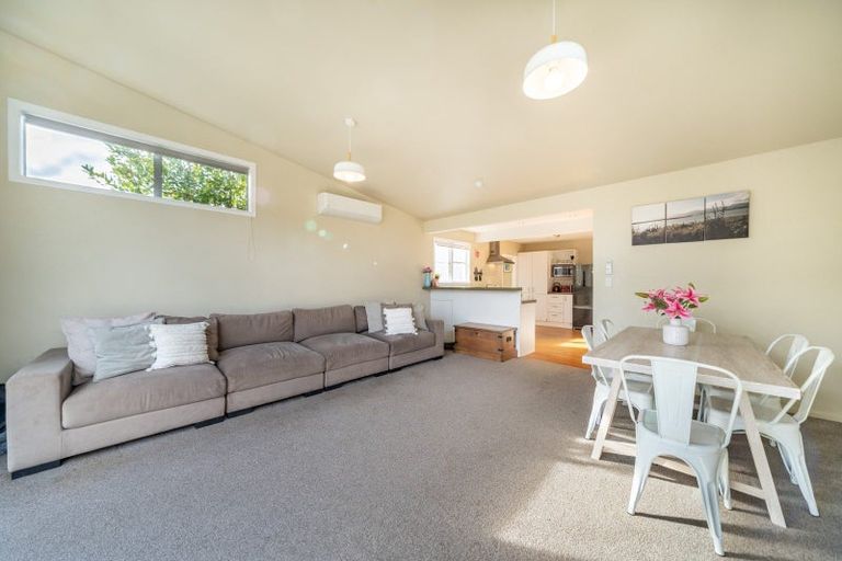 Photo of property in 35 Royal Street, Upper Hutt Central, Upper Hutt, 5018